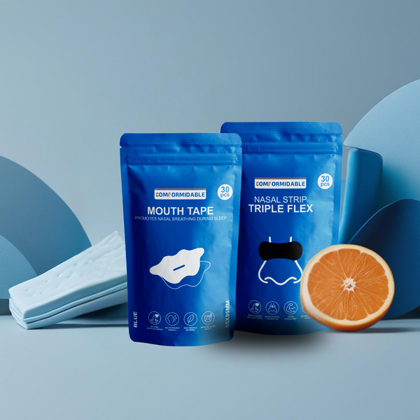 2 verpakkingen van comformidable. een daarvan is de mondtape en de andere ernaast is de zwarte neusstrip. 