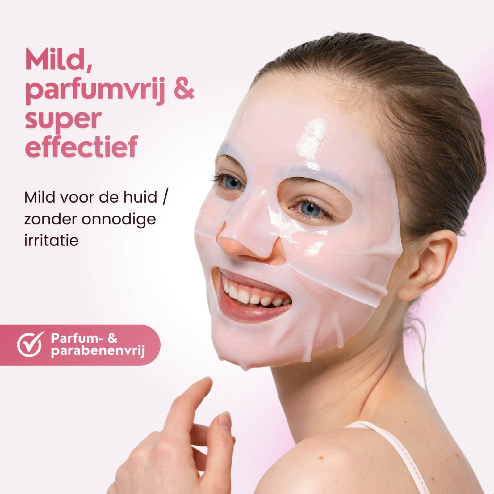Das Model trägt eine vollständig aufgetragene Kollagen-Gesichtsmaske mit Schwerpunkt auf einer milden und parfümfreien Formel.