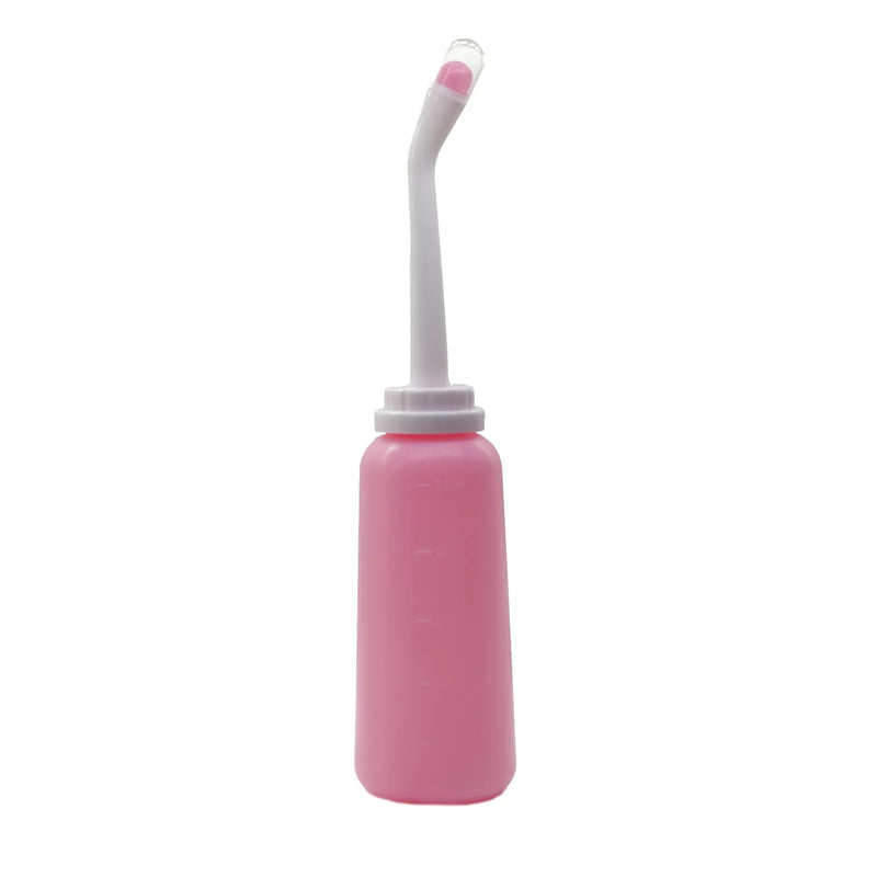 Rosa Bidetflasche mit 500 ml mit weißem gebogenem Sprühkopf und Schutzkappe